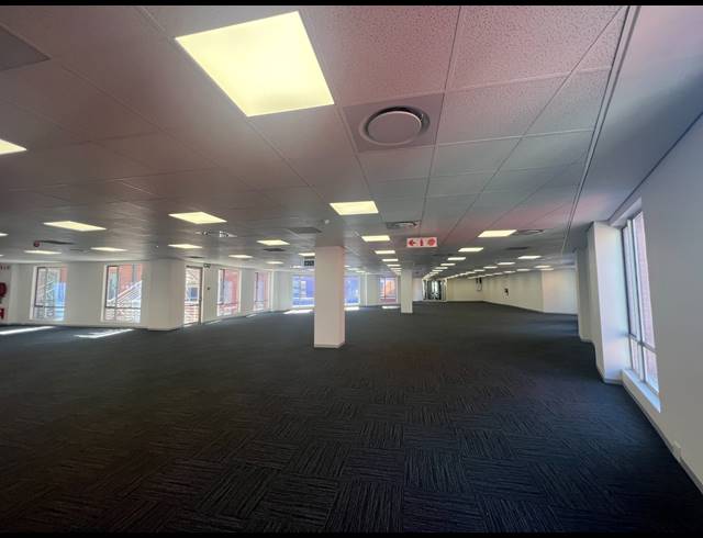 571M² OFFICE TO LET IN MELROSE ARCH